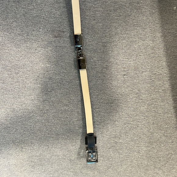 MaxMara skinny belt size 48 - Picture 7 of 7